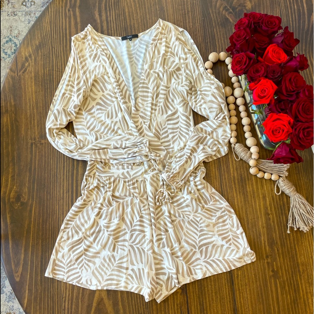 TART - Brown Leaf Romper - Sz Small